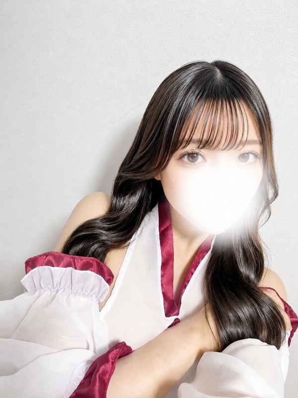 🚨【すぐのご案内可能】大人気セラピスト《あいな》本日出勤🚨