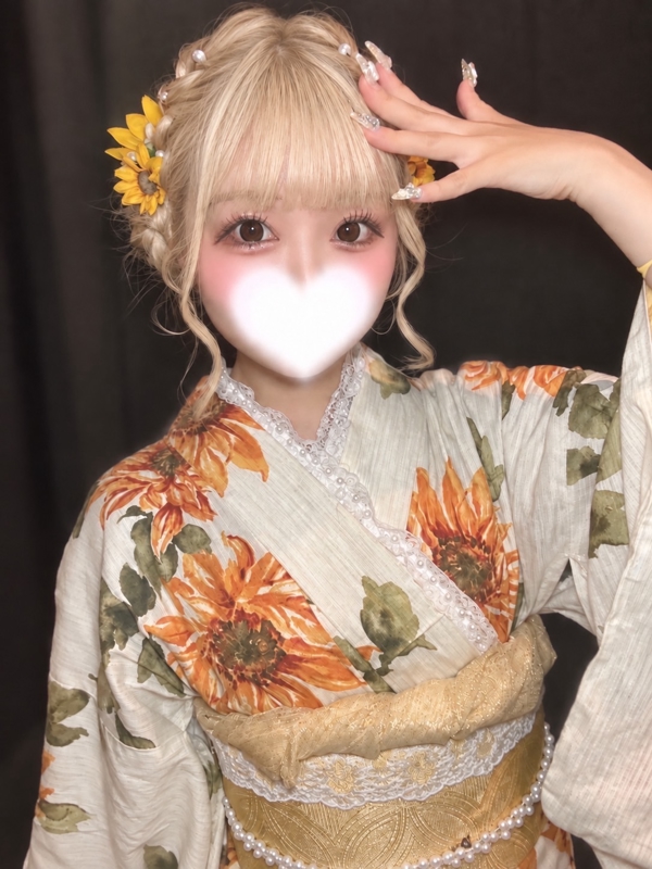 🚨超注目新人《りな》登場🚨21歳×154cm/Eカップ💕愛嬌たっぷりの癒し系美女♡今、見つけた方は必見✨